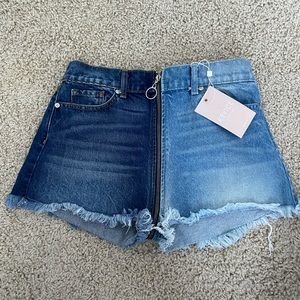 revice zipper shorts